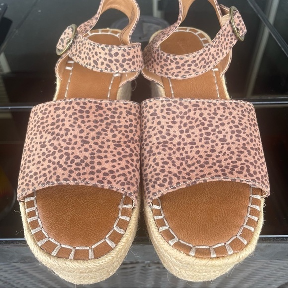 Universal Thread Shoes - Universal Thread Women's Brown Espadrilles